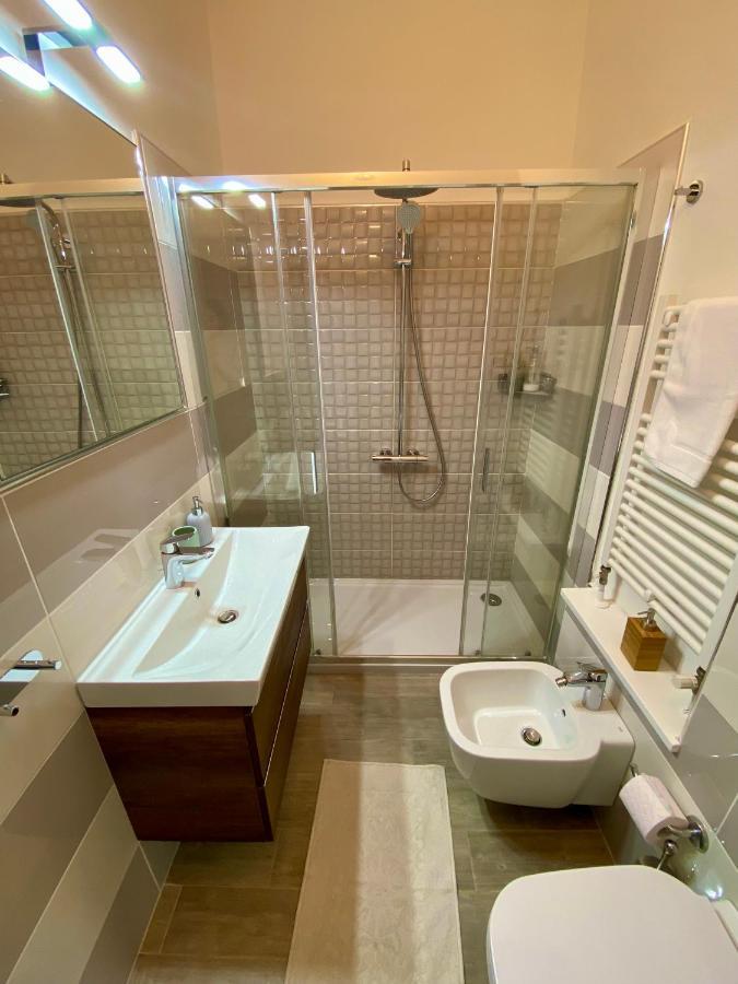 Iola Rooms - Q9416 Cagliari Bagian luar foto